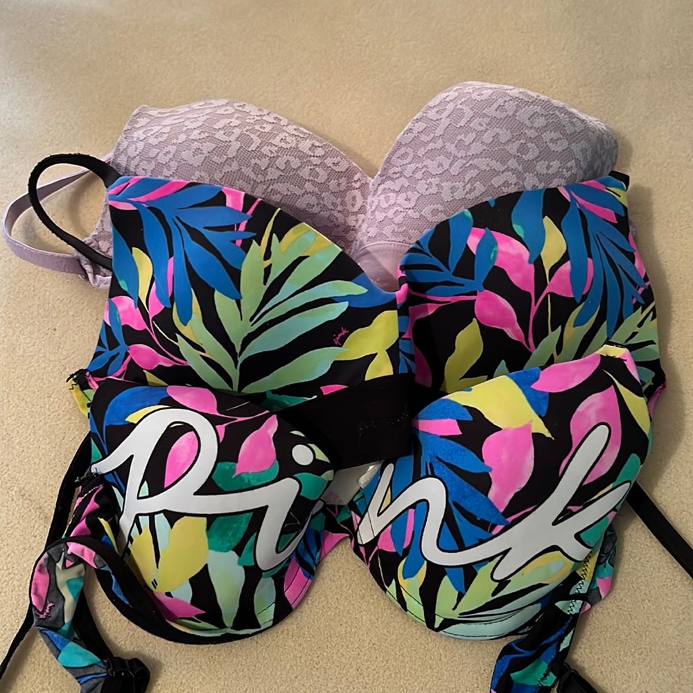 Pink bras, 3 set, size 34b, wired and wireless bras.